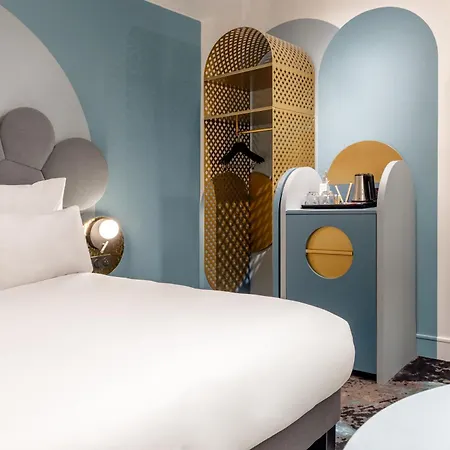 Mercure Centre 4*